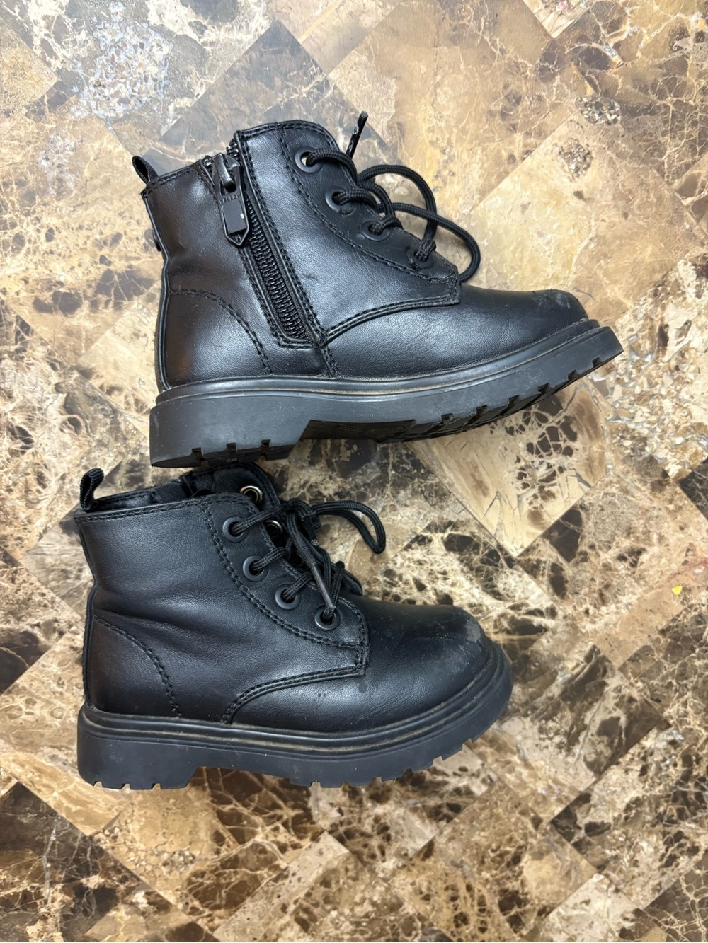 Yellow Kids Black Lace-Up Side-Zip Ankle Boots size 7